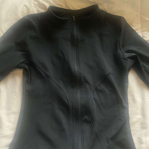 define like jacket - Picture 3 of 4